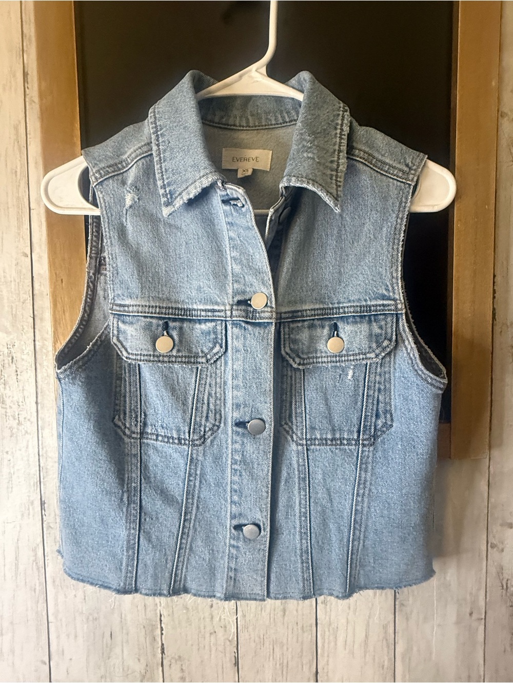 Evereve Robbie Denim Vest Women XS Blue Cotton Button Front Cropped Raw Hem